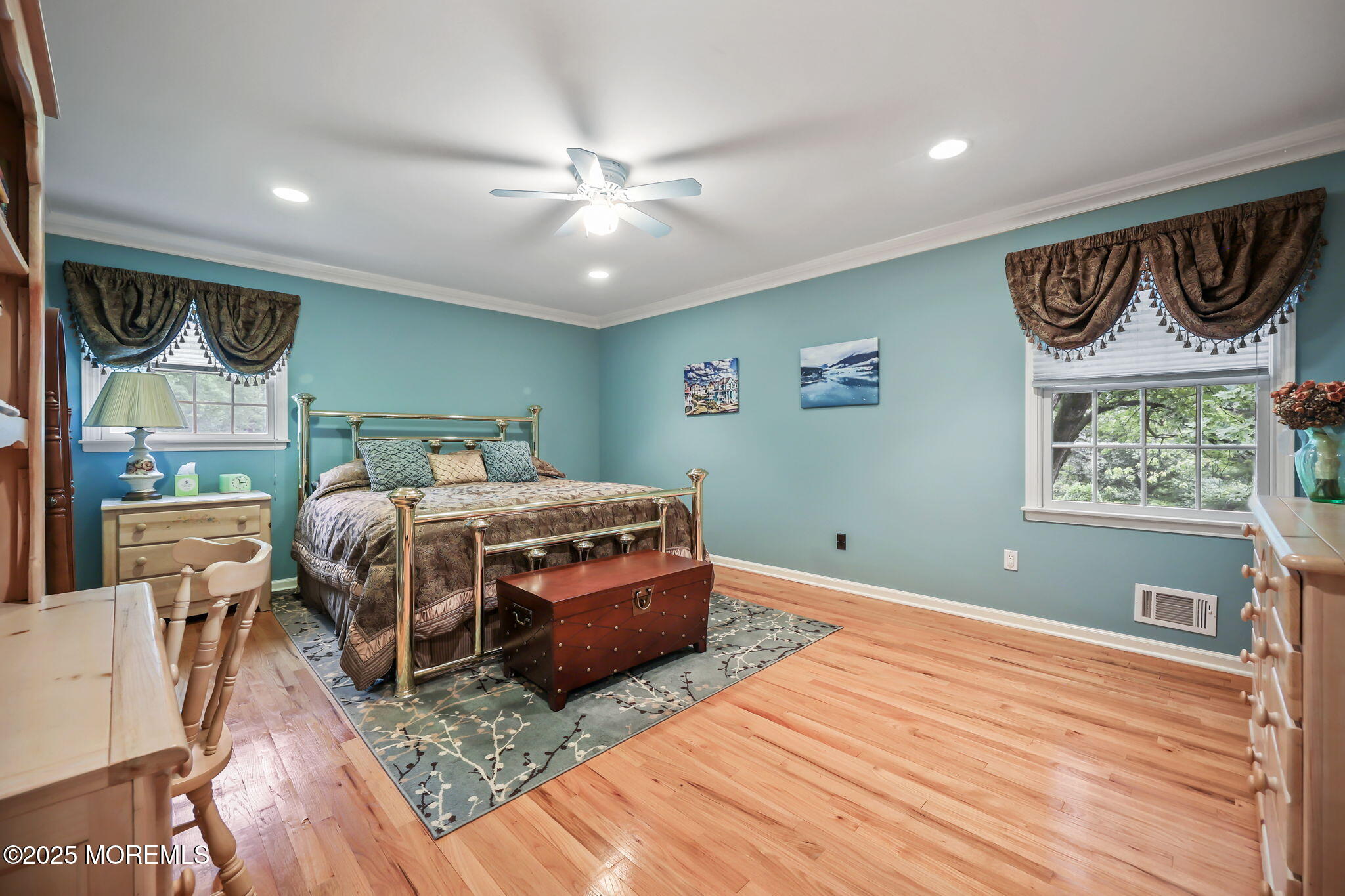 Marlboro, New Jersey, 07746, United States, 5 Bedrooms Bedrooms, ,3 BathroomsBathrooms,Residential,For Sale,1924539