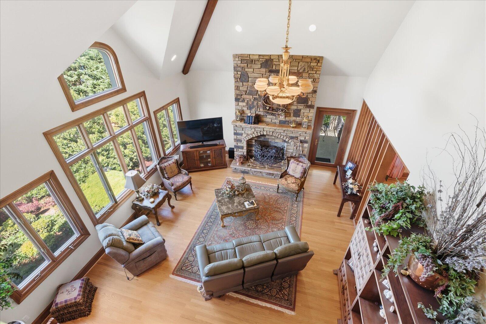Guild, Tennessee, 37340, United States, 4 Bedrooms Bedrooms, ,5 BathroomsBathrooms,Residential,For Sale,2040612