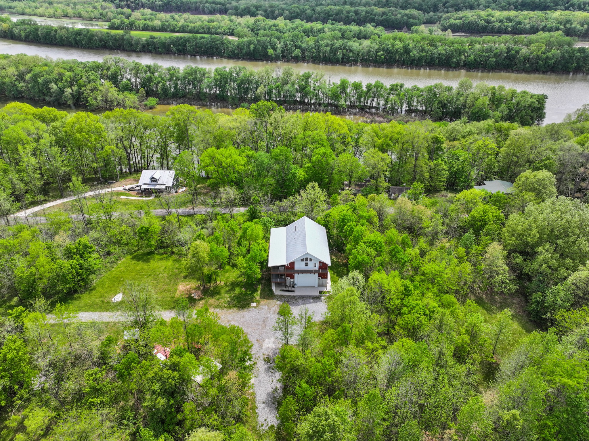 Indian Mound, Tennessee, 37079, United States, 6 Bedrooms Bedrooms, ,6 BathroomsBathrooms,Residential,For Sale,1842968