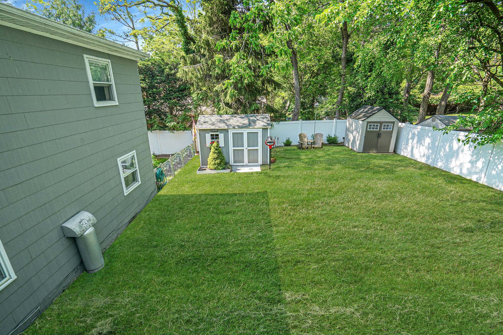 Wading River, New York, 11792, United States, 5 Bedrooms Bedrooms, ,2 BathroomsBathrooms,Residential,For Sale,1943116