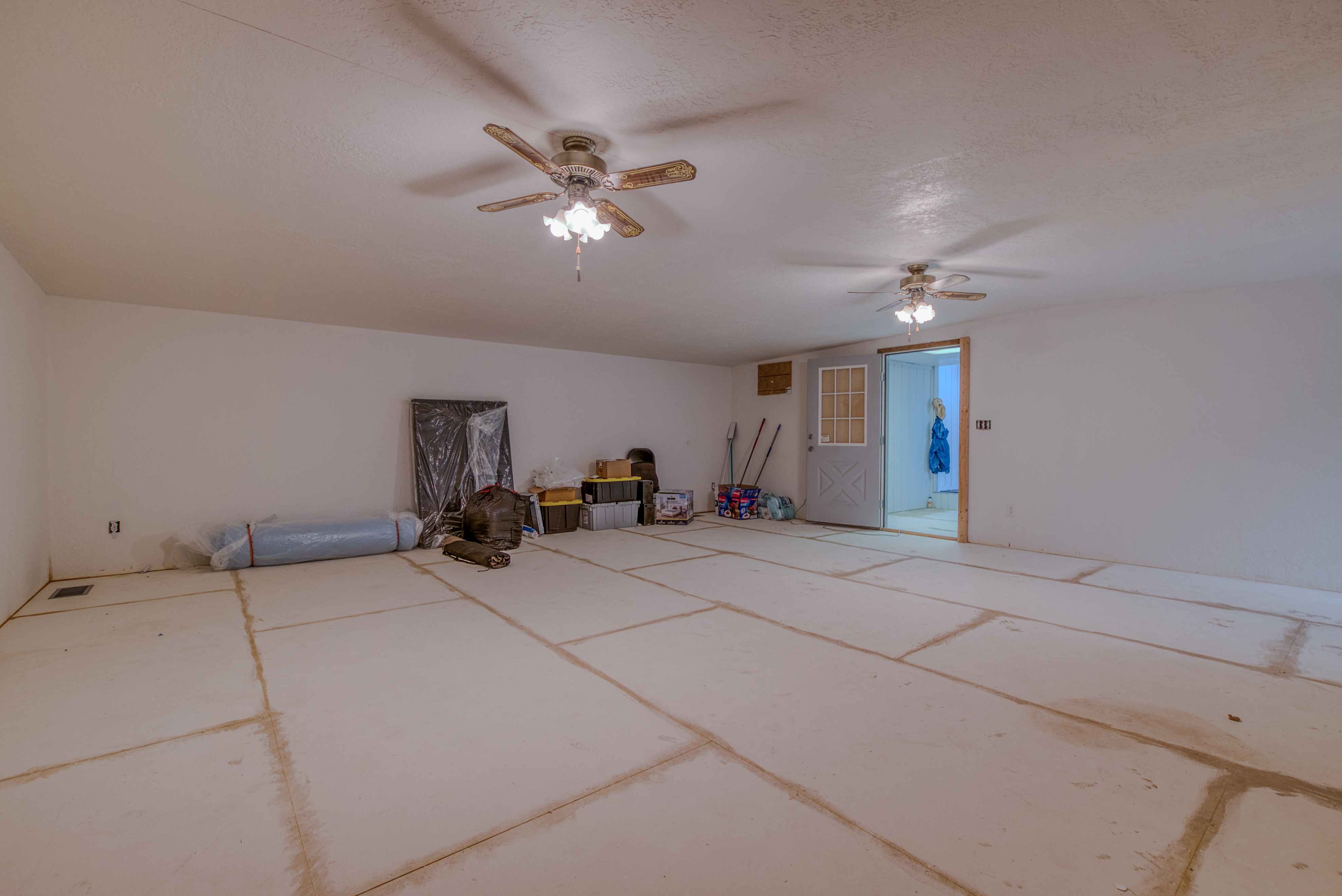 Carrizozo, New Mexico, 88301, United States, 3 Bedrooms Bedrooms, ,3 BathroomsBathrooms,Residential,For Sale,1695318