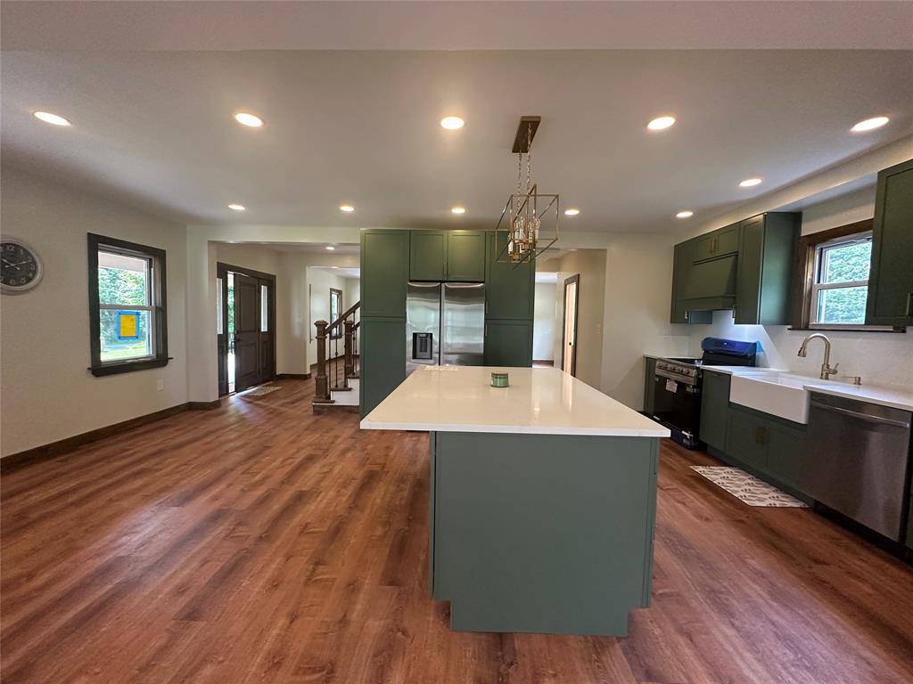 Narrowsburg, New York, 12764, United States, 4 Bedrooms Bedrooms, ,2 BathroomsBathrooms,Residential,For Sale,1923513