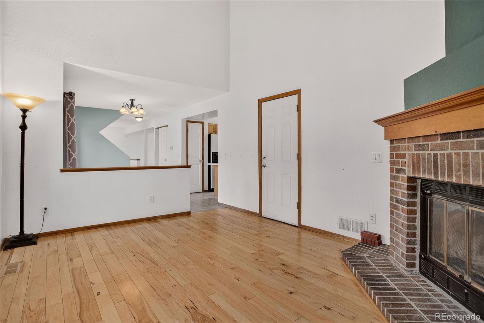 Thornton, Colorado, 80229, United States, 5 Bedrooms Bedrooms, ,2 BathroomsBathrooms,Residential,For Sale,1891126