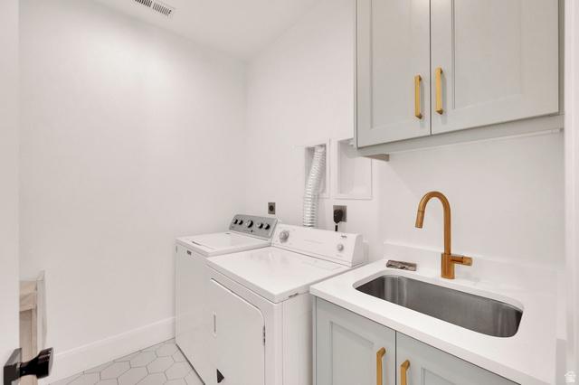 Draper, Utah, 84020, United States, 4 Bedrooms Bedrooms, ,4 BathroomsBathrooms,Residential,For Sale,2010415