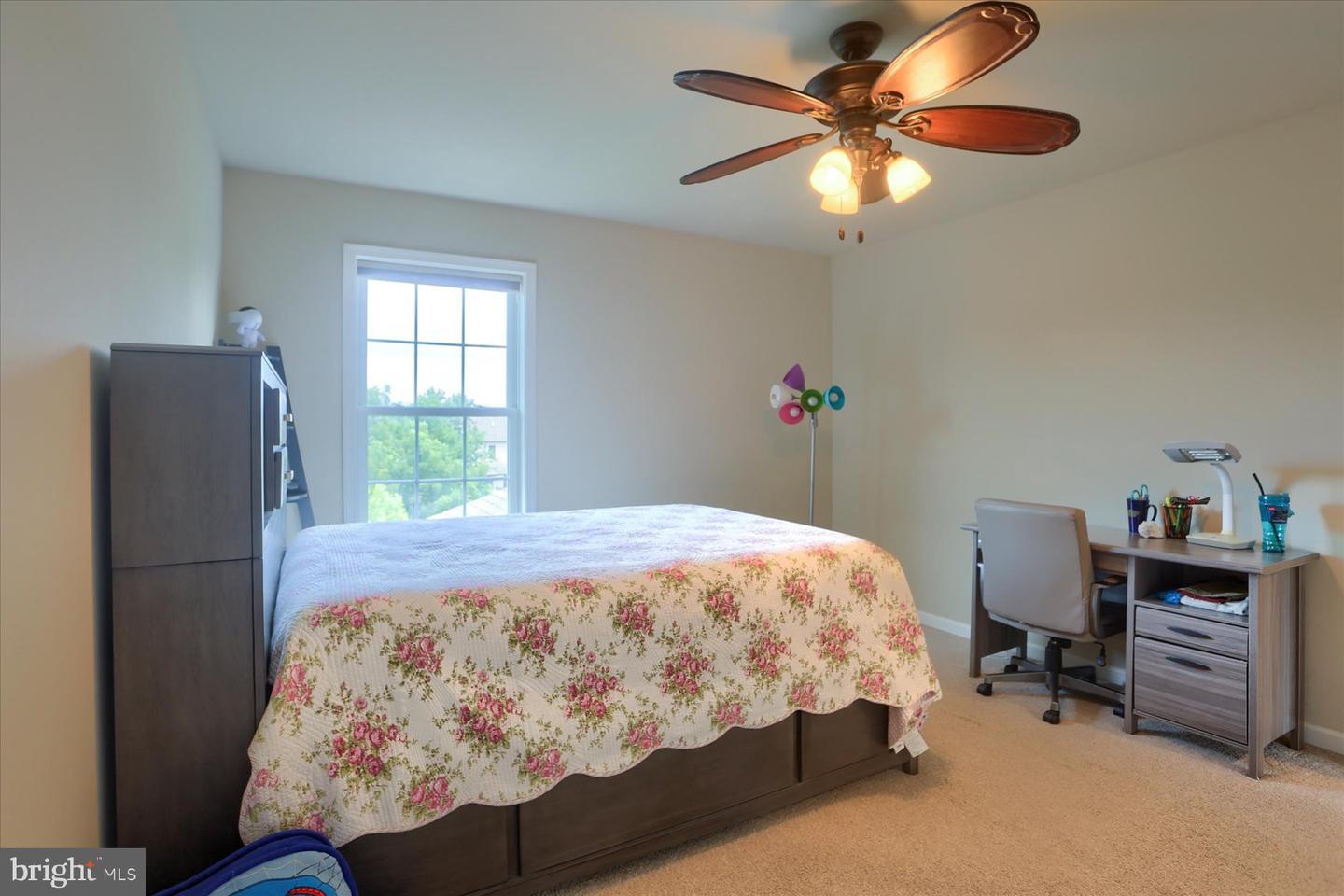 Mechanicsburg, Pennsylvania, 17050, United States, 5 Bedrooms Bedrooms, ,5 BathroomsBathrooms,Residential,For Sale,1910880