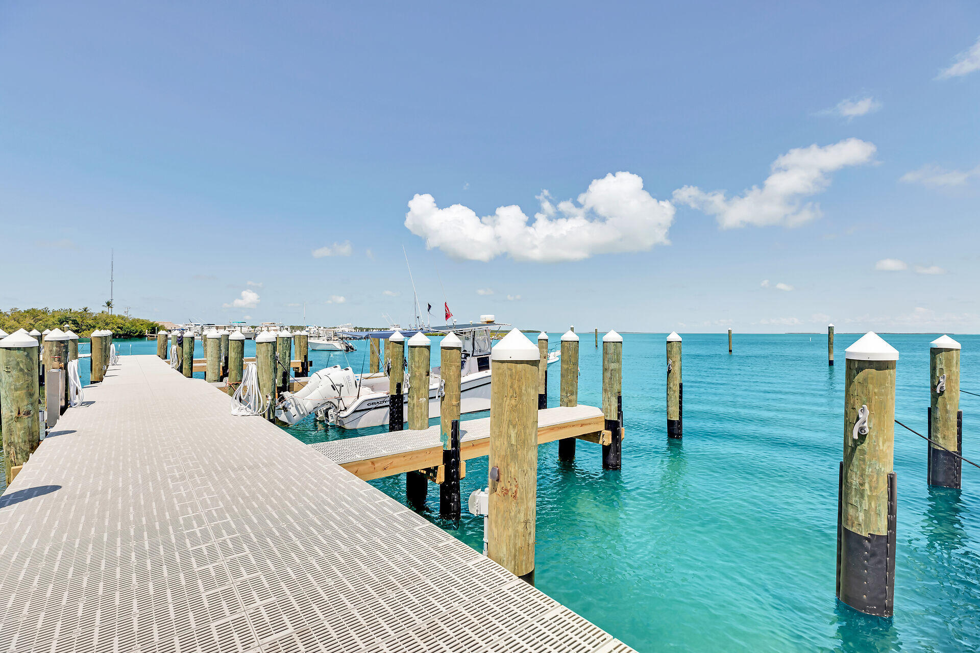 87200 Overseas Highway, S4, ISLAMORADA, Florida, 33036, United States, 3 Bedrooms Bedrooms, ,2 BathroomsBathrooms,Residential,For Sale,87200 Overseas Highway, S4,1554467