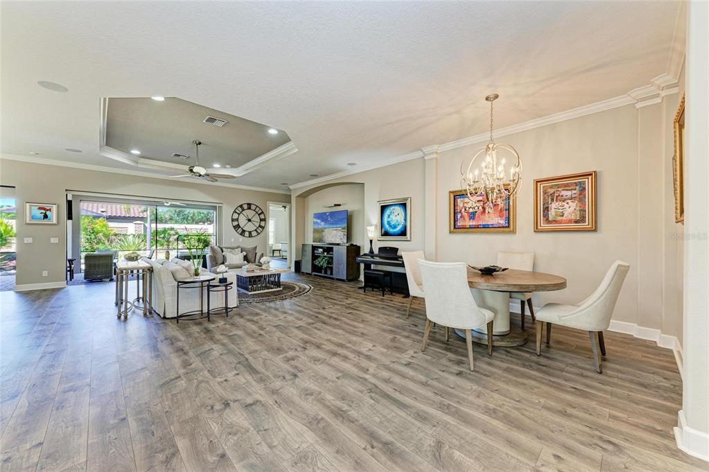 Bradenton, Florida, 34211, United States, 3 Bedrooms Bedrooms, ,3 BathroomsBathrooms,Residential,For Sale,1784146