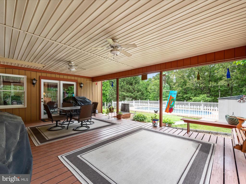 Winchester, Virginia, 22603, United States, 3 Bedrooms Bedrooms, ,3 BathroomsBathrooms,Residential,For Sale,1974619