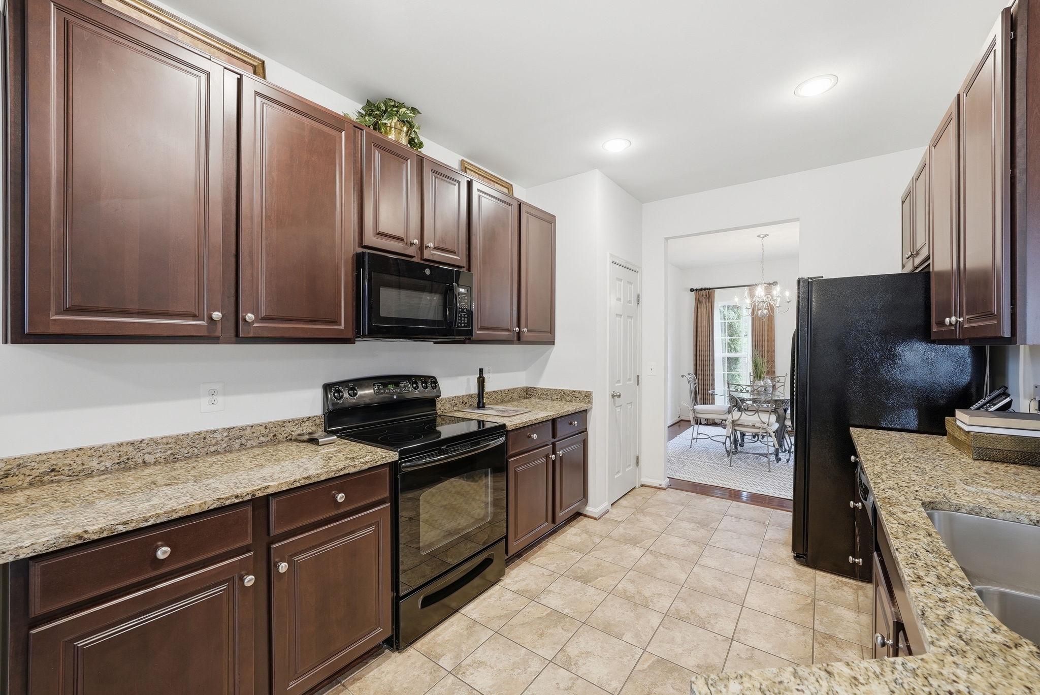 Woodbridge, Virginia, 22191, United States, 3 Bedrooms Bedrooms, ,3 BathroomsBathrooms,Residential,For Sale,2049196