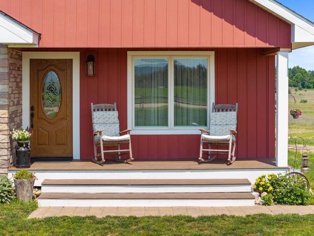 Alanson, Michigan, 49706, United States, 3 Bedrooms Bedrooms, ,3 BathroomsBathrooms,Residential,For Sale,1907039