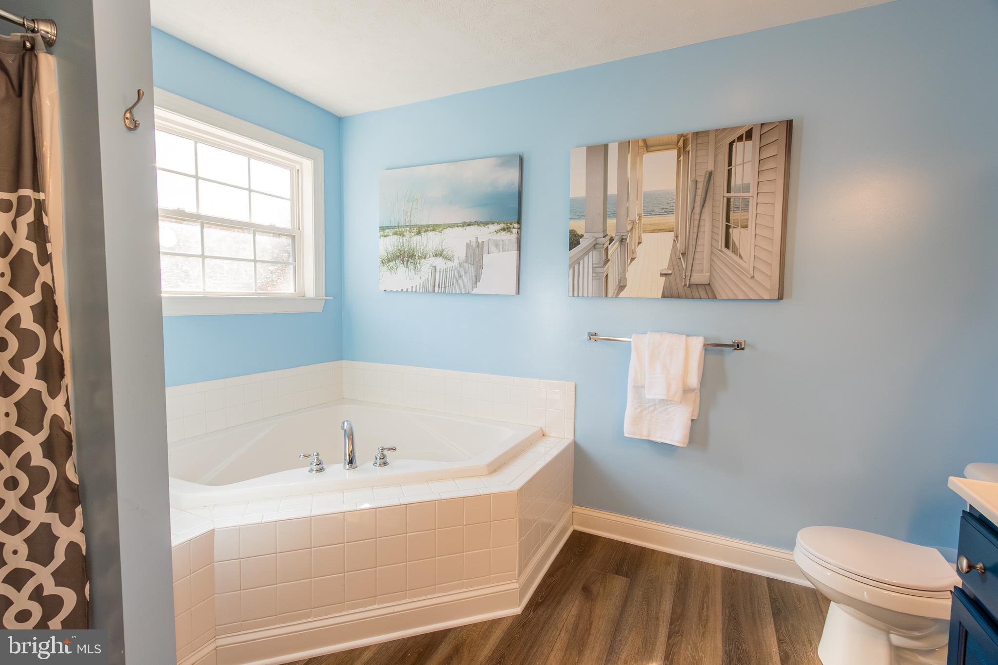 Saint Inigoes, Maryland, 20684, United States, 4 Bedrooms Bedrooms, ,4 BathroomsBathrooms,Residential,For Sale,2005176