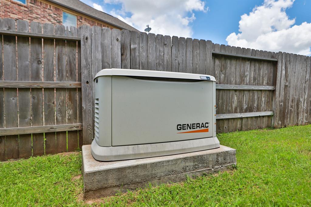 Sugar Land, Texas, 77479, United States, 5 Bedrooms Bedrooms, ,5 BathroomsBathrooms,Residential,For Sale,1982894