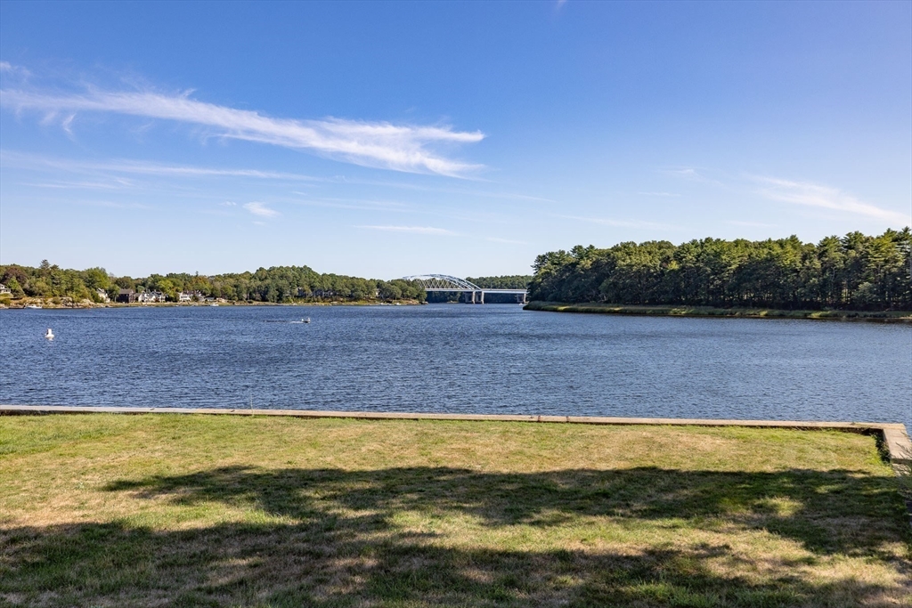 Amesbury, Massachusetts, 01913, United States, 5 Bedrooms Bedrooms, ,4 BathroomsBathrooms,Residential,For Sale,1992950