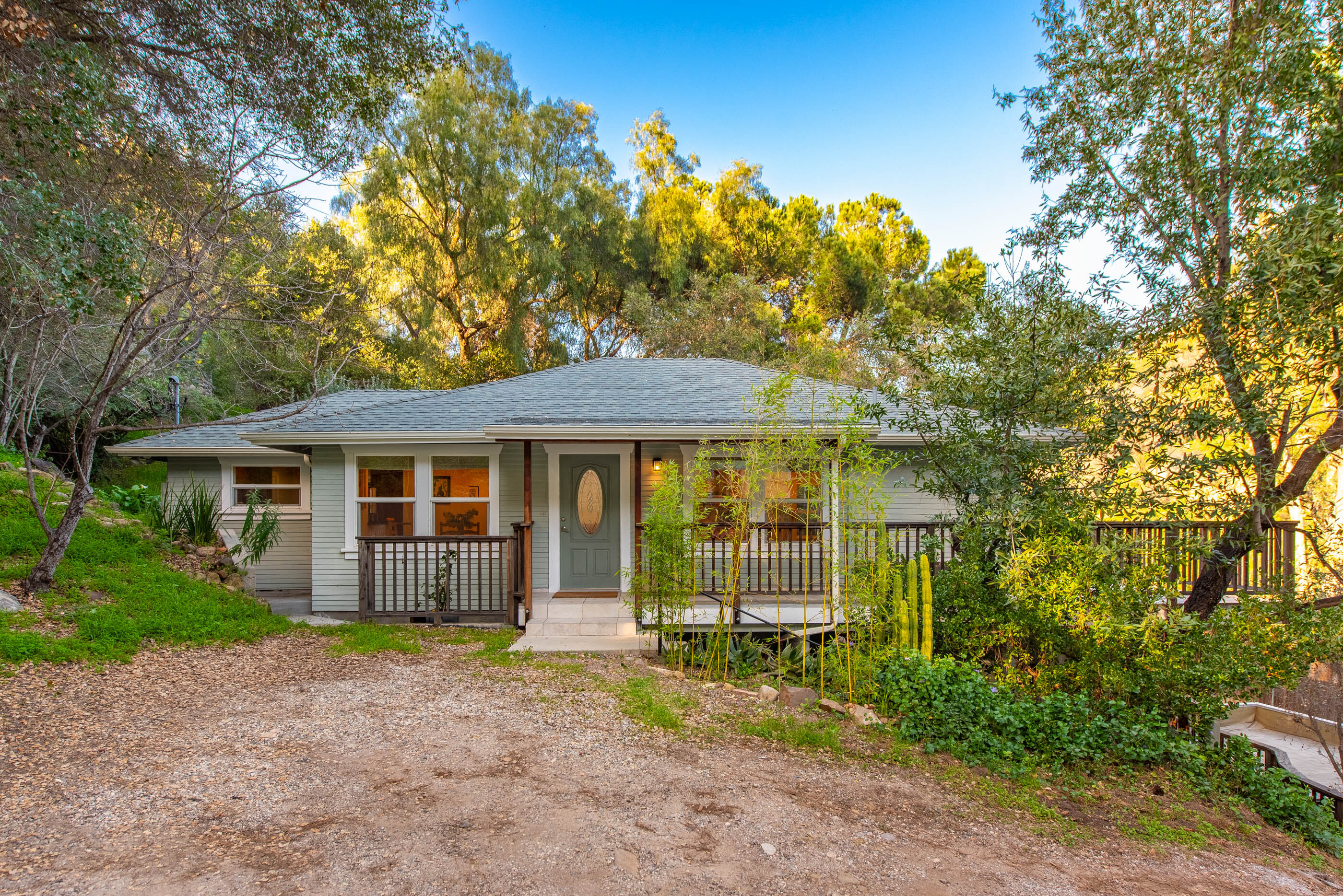  502 Fernwood Pacific Dr - 物件實景