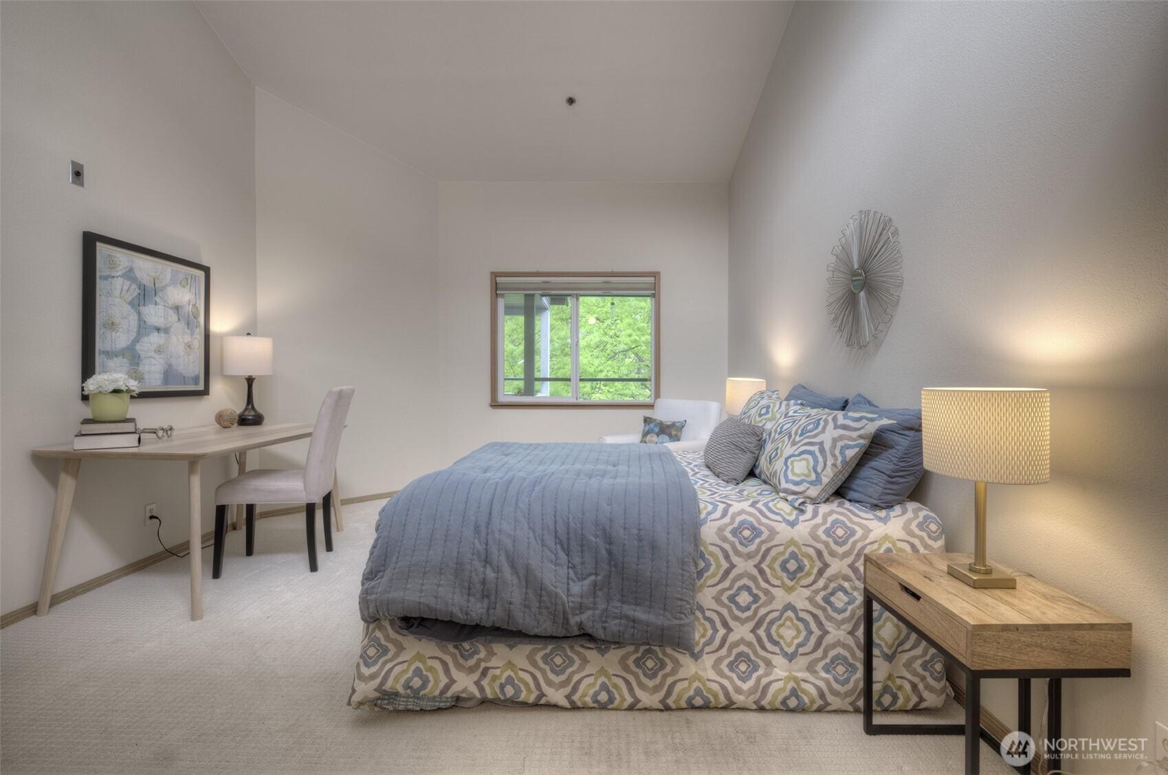SEATTLE, Washington, 98103, United States, 2 Bedrooms Bedrooms, ,2 BathroomsBathrooms,Residential,For Sale,1794014