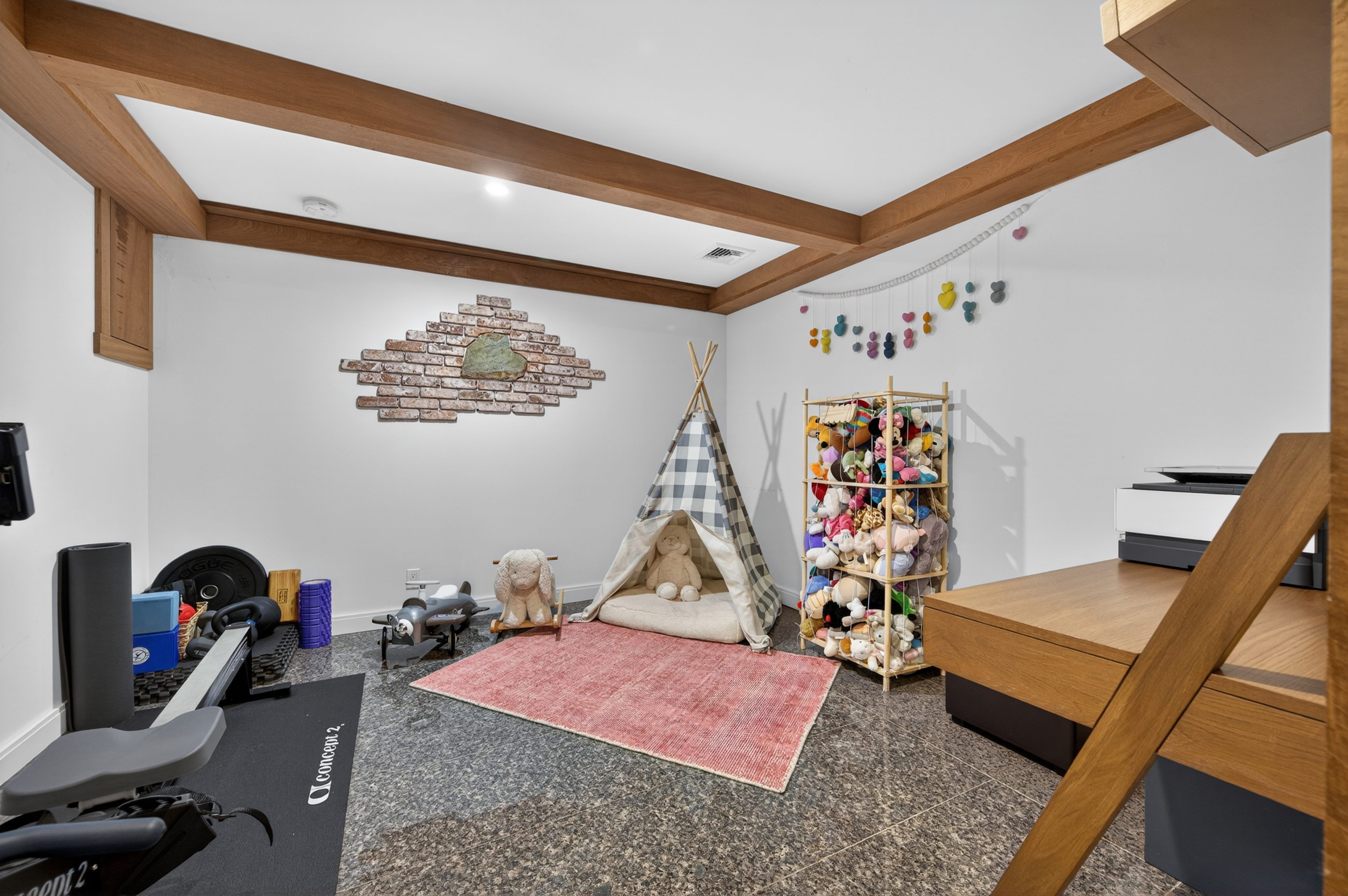  16 Warwick Place, Port Washington, NY, 11050 - 物件實景