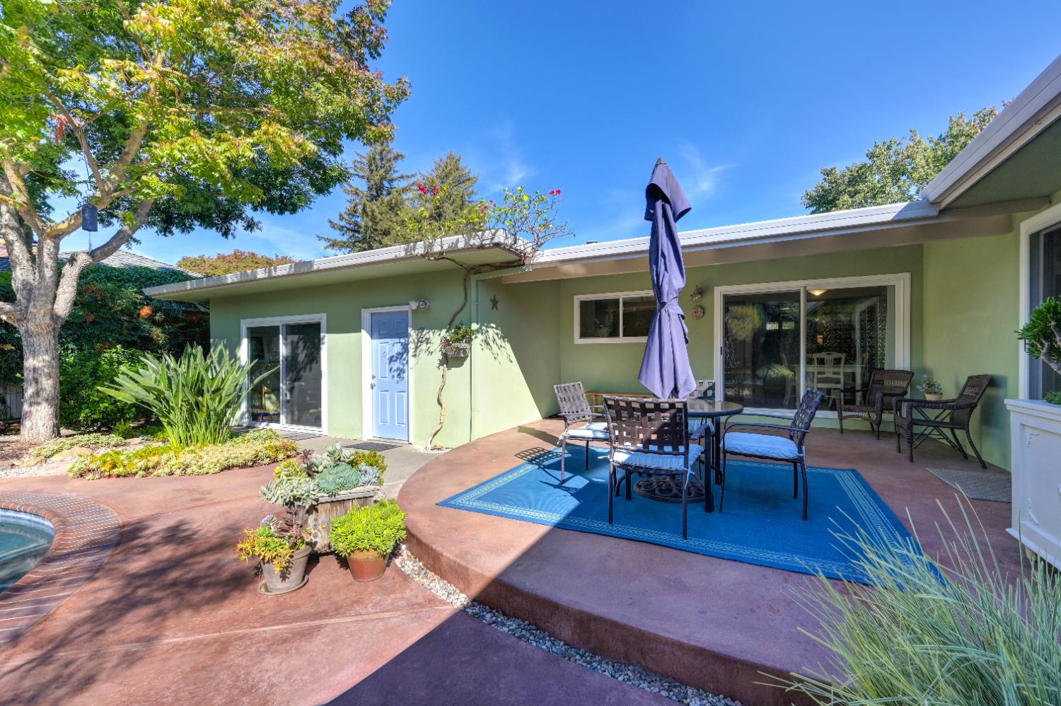 Sacramento, California, 95819, United States, 3 Bedrooms Bedrooms, ,2 BathroomsBathrooms,Residential,For Sale,1987598