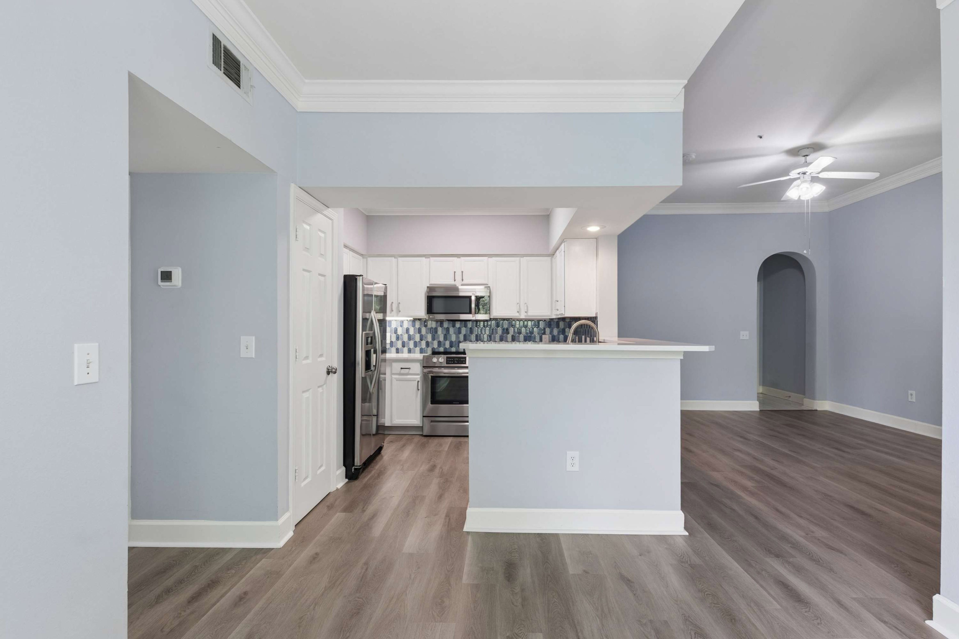  Renovated Condo Combines Comfort, Privacy and Intown Convenience - 物件實景