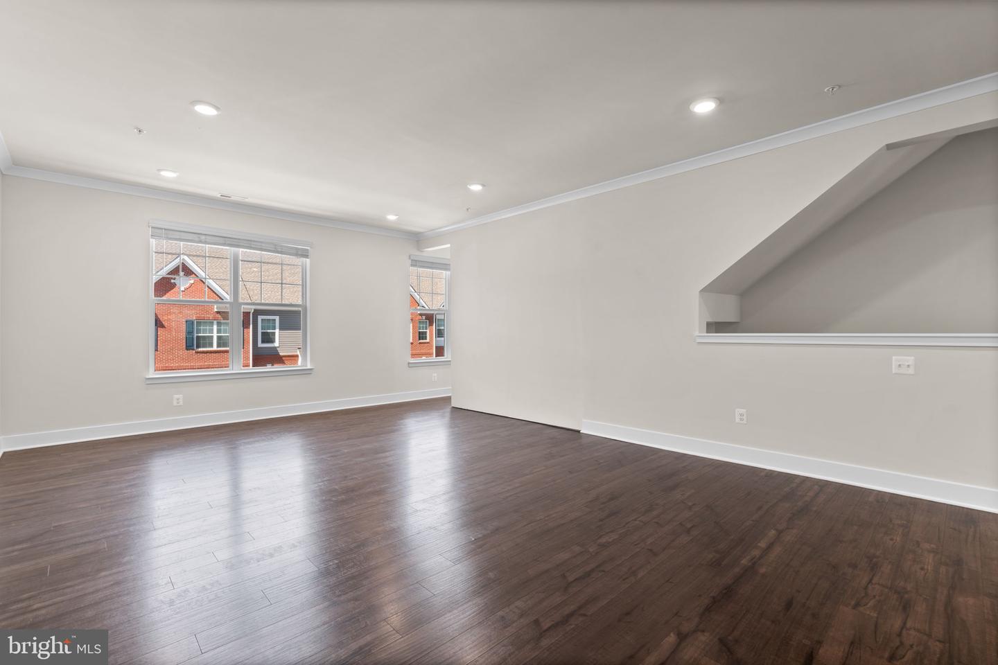 Elkridge, Maryland, 21075, United States, 3 Bedrooms Bedrooms, ,3 BathroomsBathrooms,Residential,For Sale,1939150