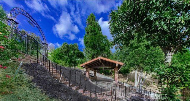 La Habra Heights, California, 90631, United States, 5 Bedrooms Bedrooms, ,4 BathroomsBathrooms,Residential,For Sale,1914300