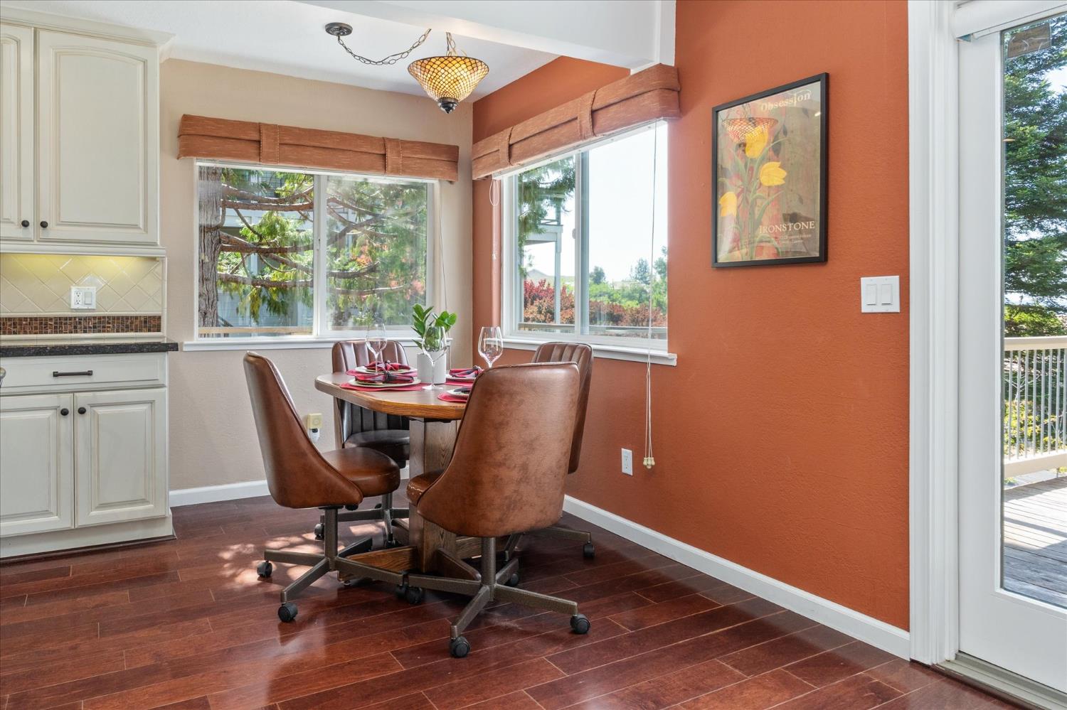 Murphys, California, 95247, United States, 3 Bedrooms Bedrooms, ,2 BathroomsBathrooms,Residential,For Sale,2048867