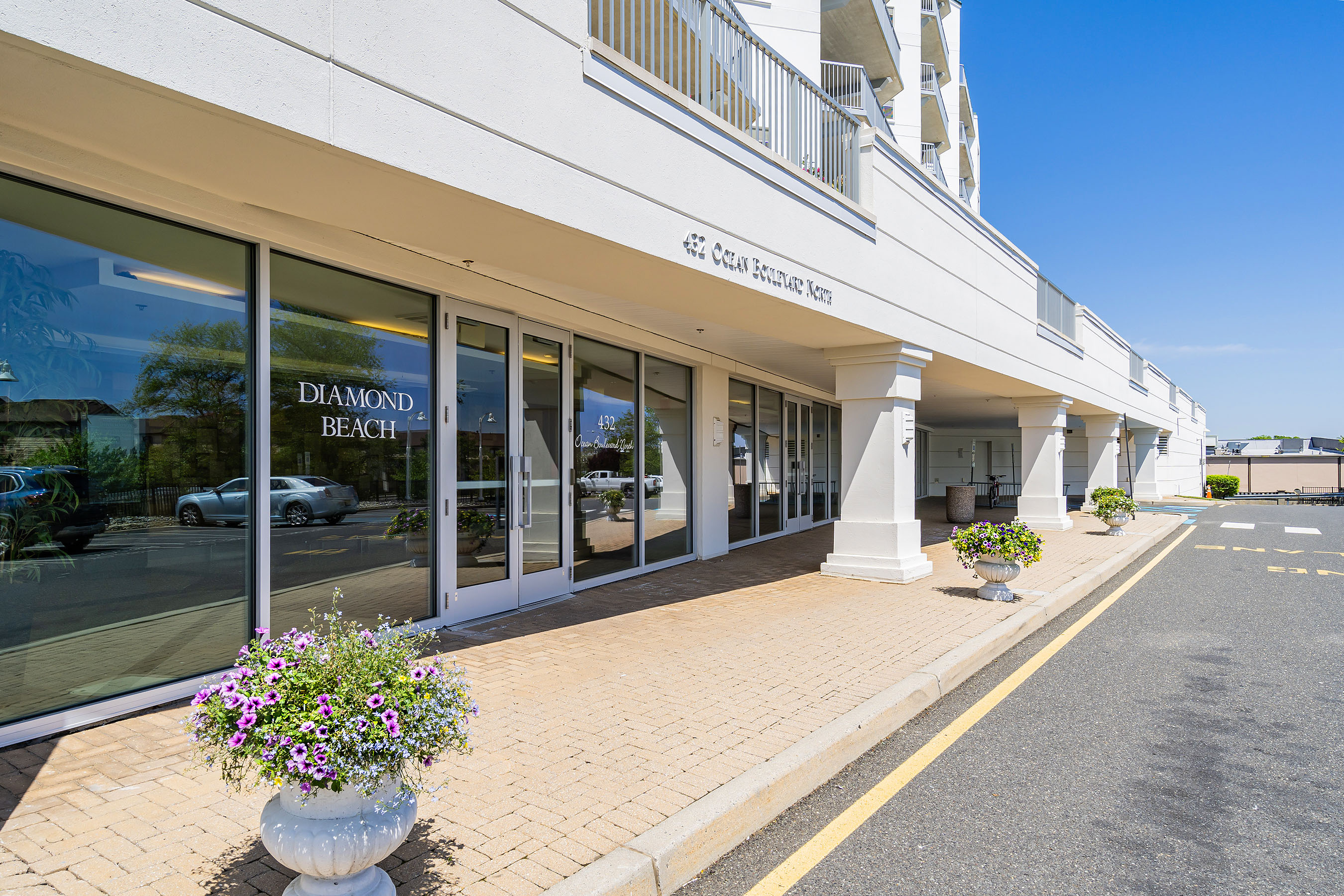  COASTAL RETREAT WITH CAPTIVATING OCEANVIEWS - 物件實景