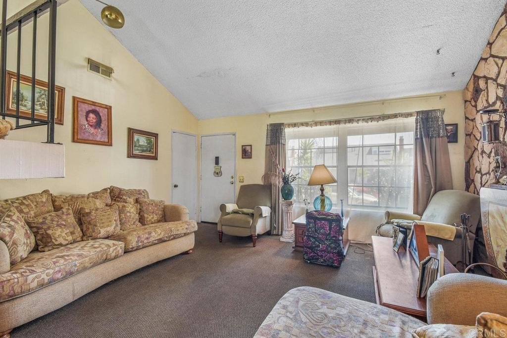 San Diego, California, 92114, United States, 3 Bedrooms Bedrooms, ,1 BathroomBathrooms,Residential,For Sale,1912637