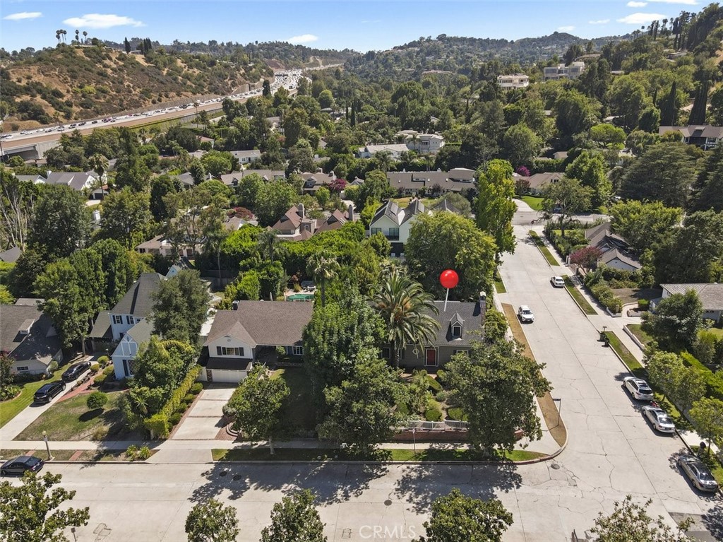 Sherman Oaks, California, 91403, United States, 4 Bedrooms Bedrooms, ,3 BathroomsBathrooms,Residential,For Sale,1848816