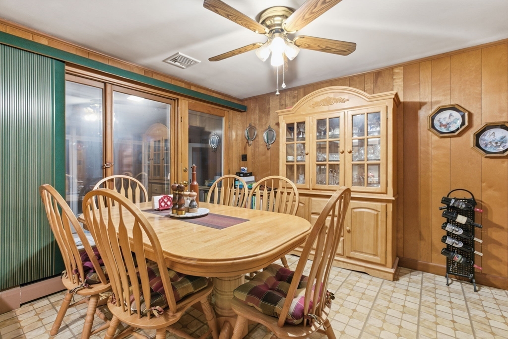 Methuen, Massachusetts, 01844, United States, 3 Bedrooms Bedrooms, ,1 BathroomBathrooms,Residential,For Sale,1987620