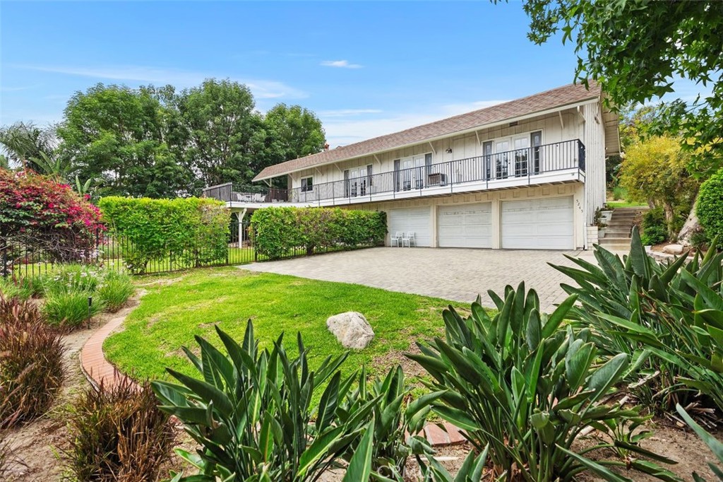 Yorba Linda, California, 92886, United States, 5 Bedrooms Bedrooms, ,3 BathroomsBathrooms,Residential,For Sale,1847322