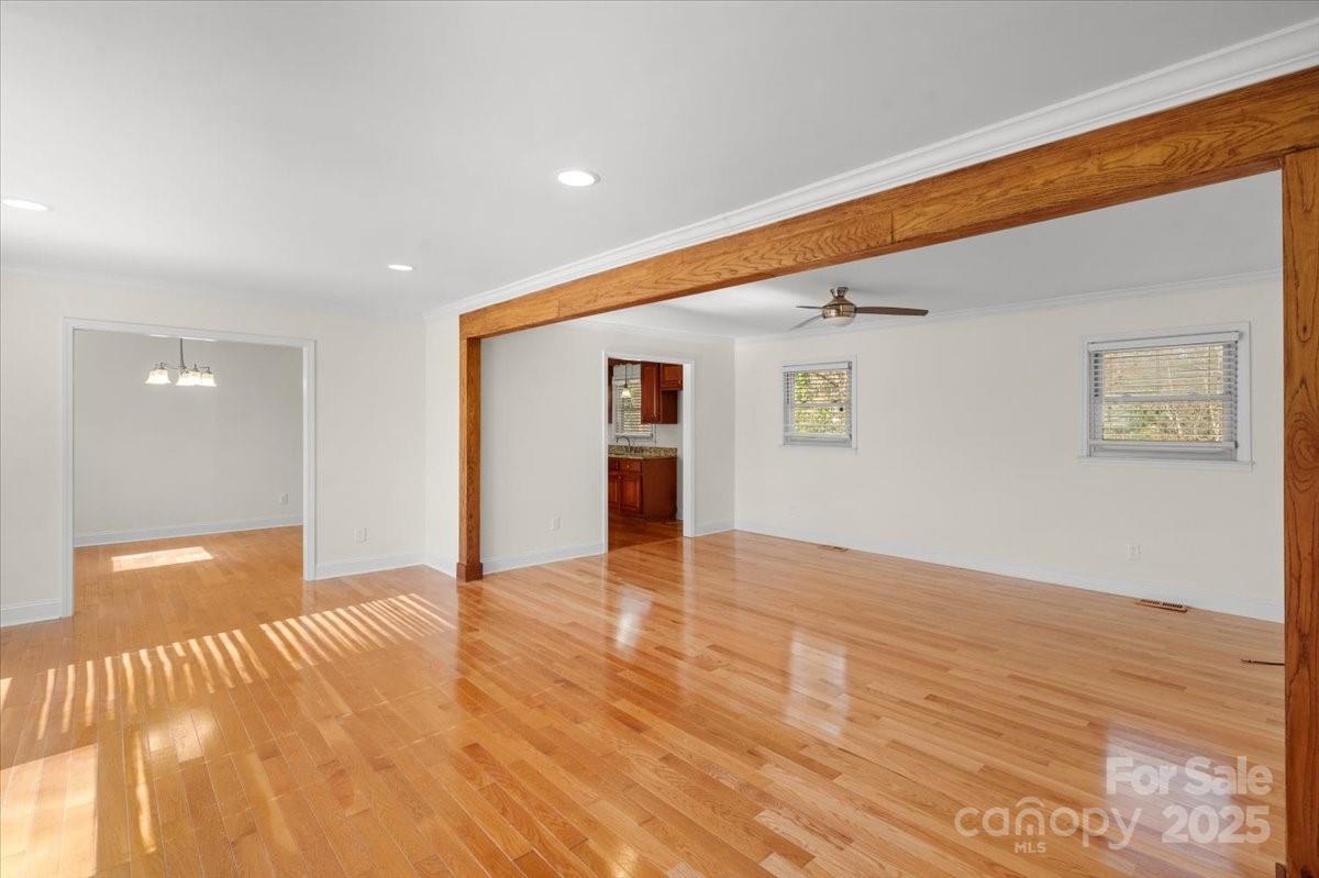 Belmont, North Carolina, 28012, United States, 3 Bedrooms Bedrooms, ,3 BathroomsBathrooms,Residential,For Sale,1913522