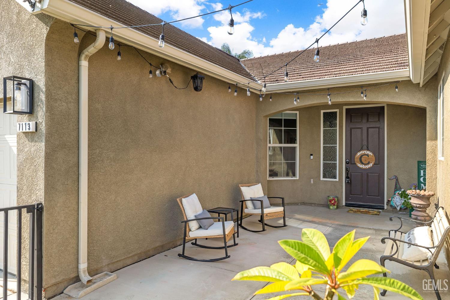 Bakersfield, California, 93312, United States, 3 Bedrooms Bedrooms, ,2 BathroomsBathrooms,Residential,For Sale,1989296