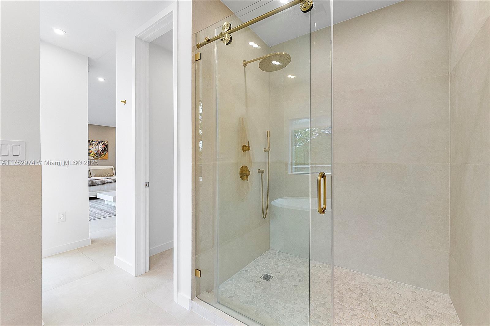 Miami, Florida, 33133, United States, 5 Bedrooms Bedrooms, ,5 BathroomsBathrooms,Residential,For Sale,1739354
