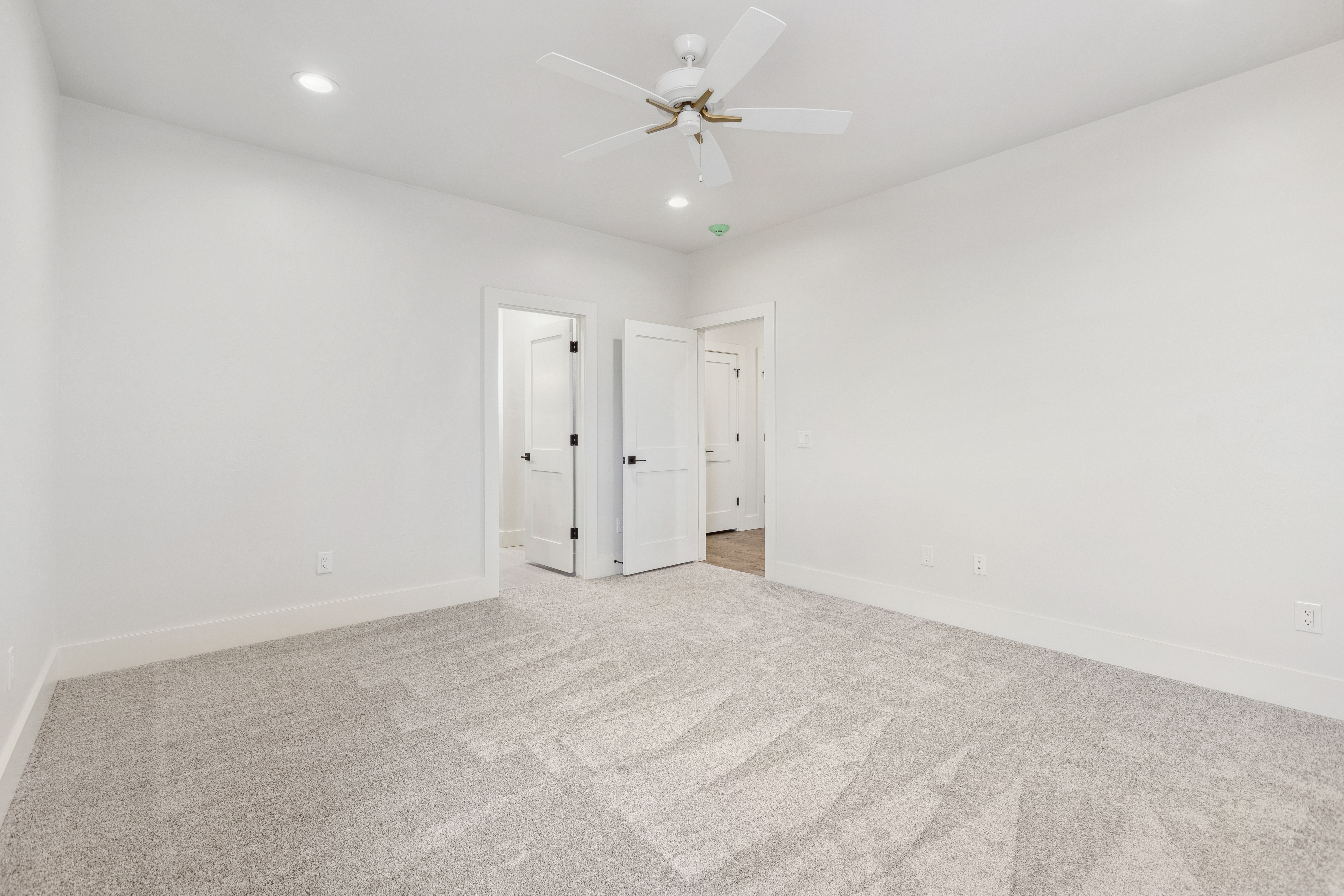  834 NW 72nd Street, Oklahoma City, OK 73116 - 物件實景