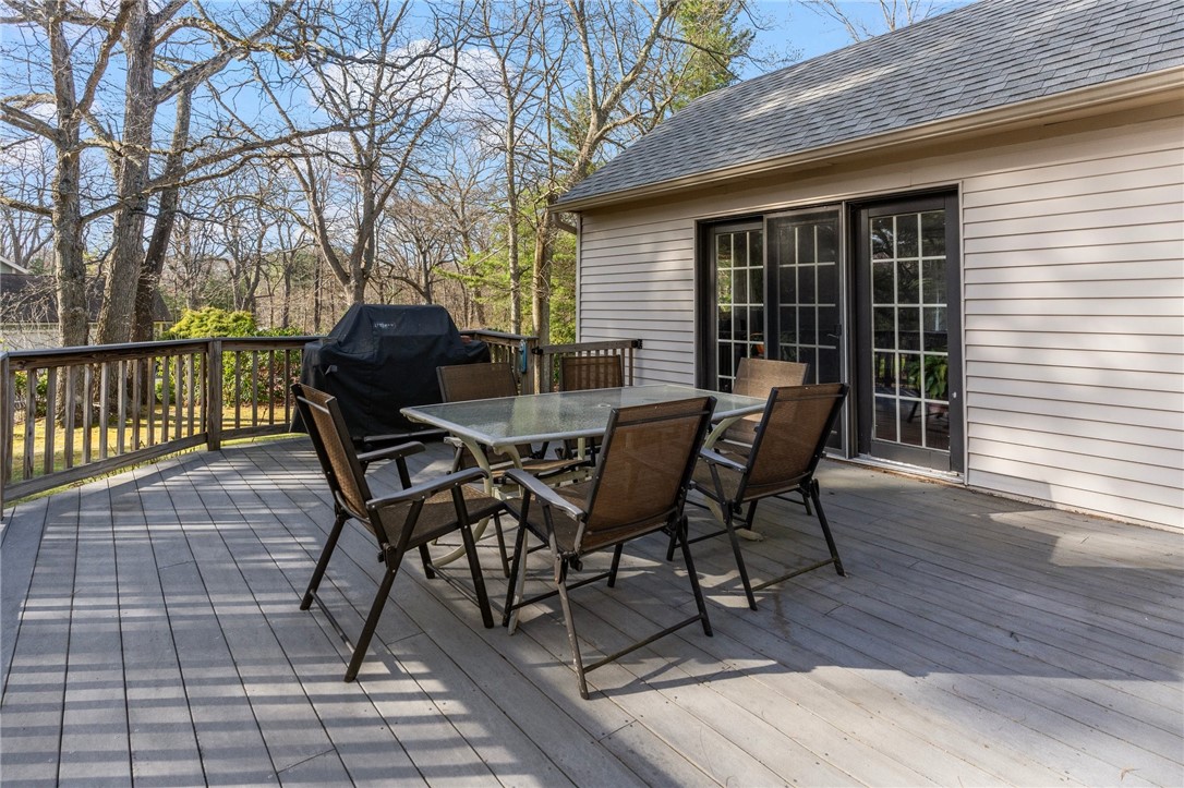 Cranston, Rhode Island, 02921, United States, 4 Bedrooms Bedrooms, ,3 BathroomsBathrooms,Residential,For Sale,1787177