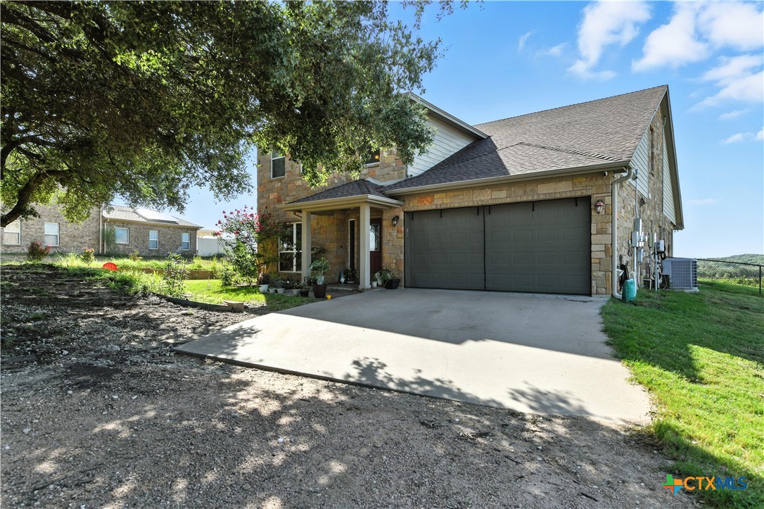Kempner, Texas, 76539, United States, 4 Bedrooms Bedrooms, ,4 BathroomsBathrooms,Residential,For Sale,1903340
