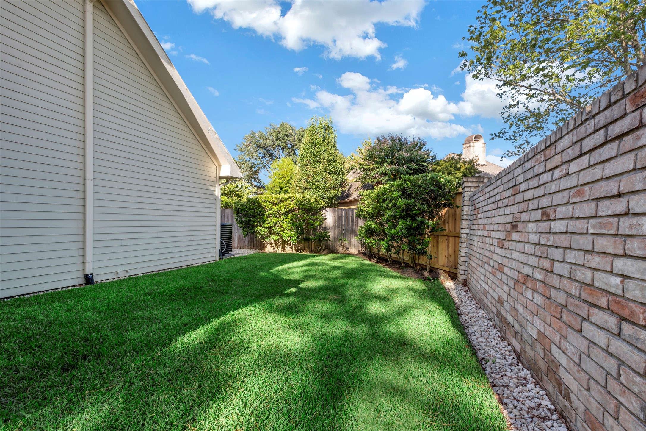 Houston, Texas, 77077, United States, 4 Bedrooms Bedrooms, ,4 BathroomsBathrooms,Residential,For Sale,1990335