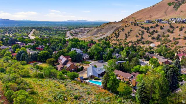 Cottonwood Heights, Utah, 84121, United States, 4 Bedrooms Bedrooms, ,4 BathroomsBathrooms,Residential,For Sale,2047949
