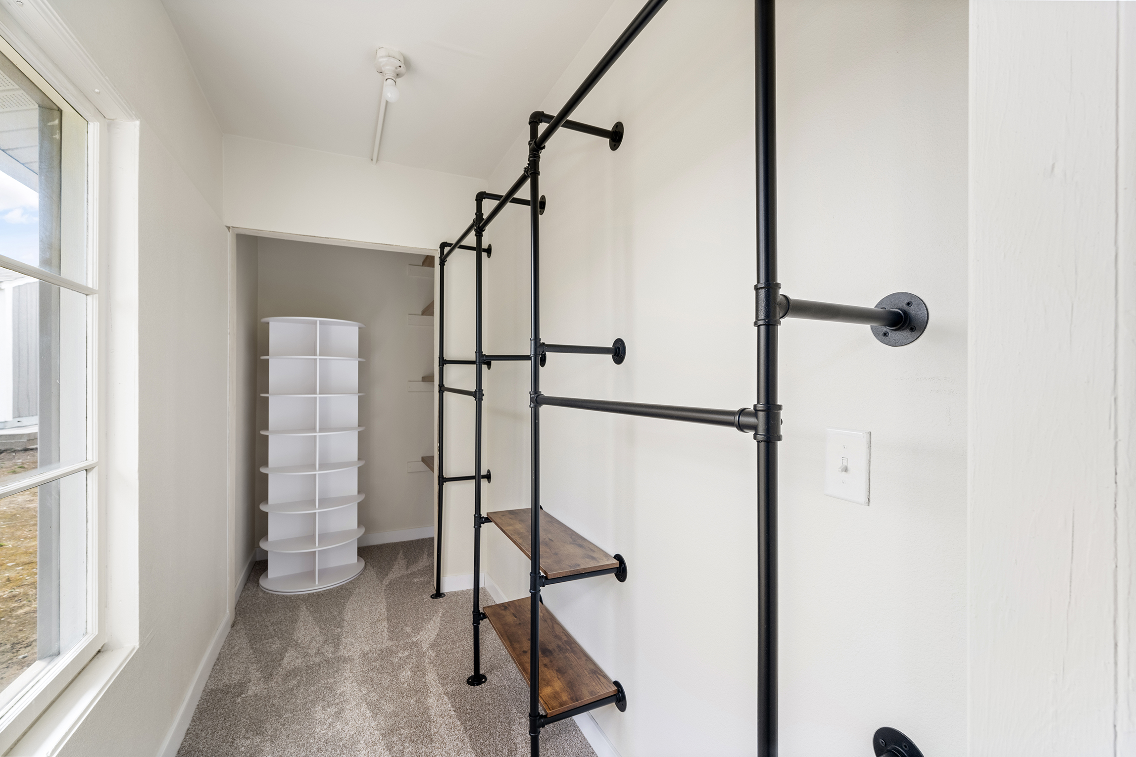  Beautifully Maintained 1960s Home - 物件實景