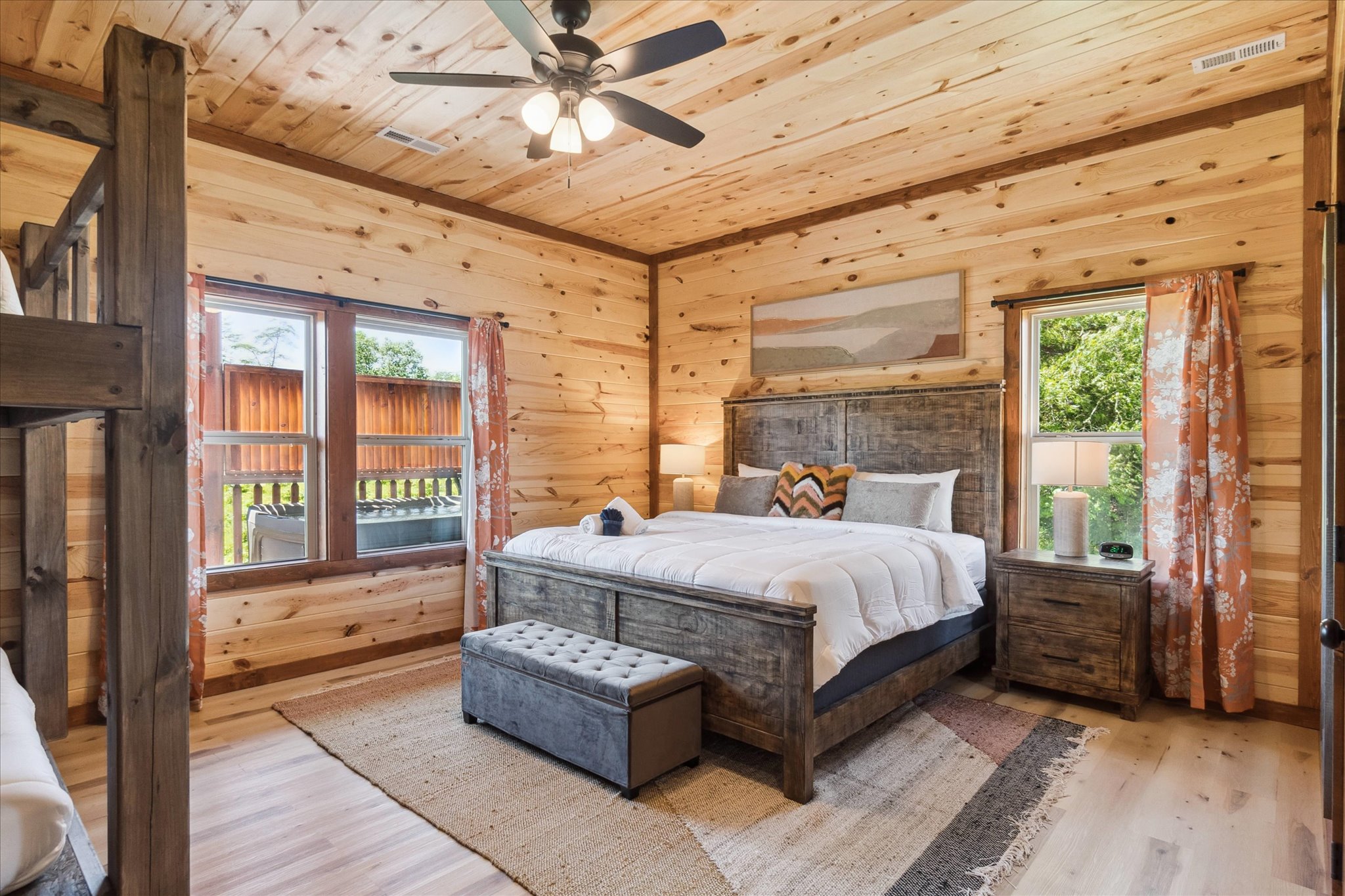 Sevierville, Tennessee, 37876, United States, 8 Bedrooms Bedrooms, ,9 BathroomsBathrooms,Residential,For Sale,1981124