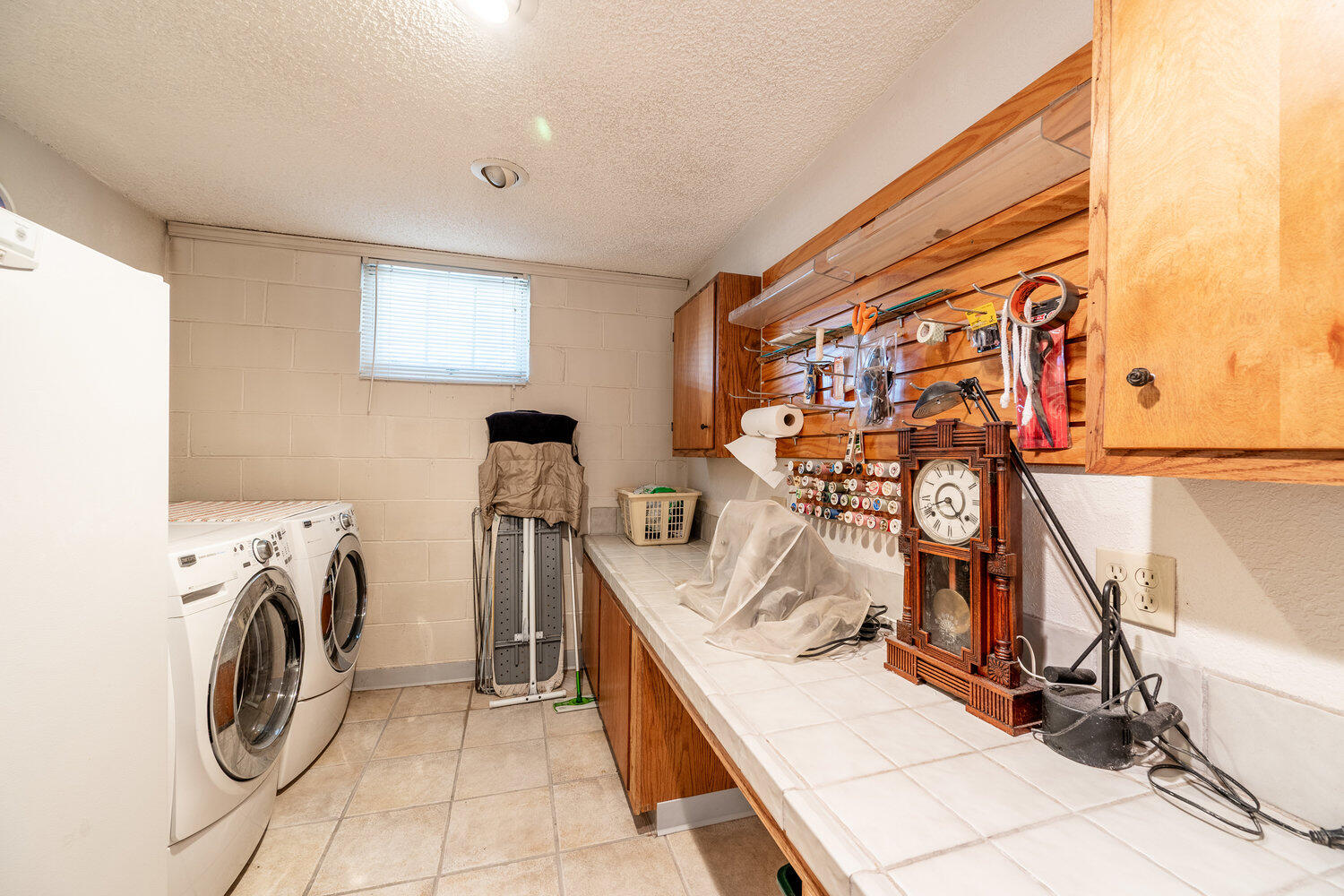 Sheridan, Wyoming, 82801, United States, 3 Bedrooms Bedrooms, ,3 BathroomsBathrooms,Residential,For Sale,1939010