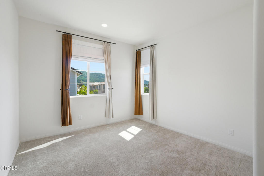 Santa Paula, California, 93060, United States, 4 Bedrooms Bedrooms, ,3 BathroomsBathrooms,Residential,For Sale,2036590