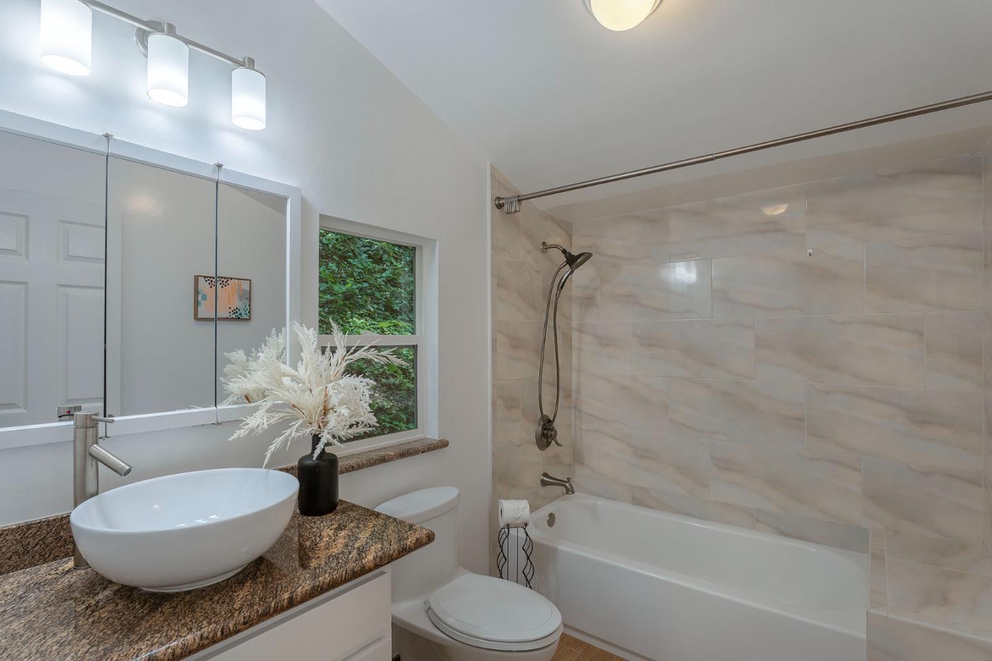 Felton, California, 95018, United States, 1 Bedroom Bedrooms, ,1 BathroomBathrooms,Residential,For Sale,1883590