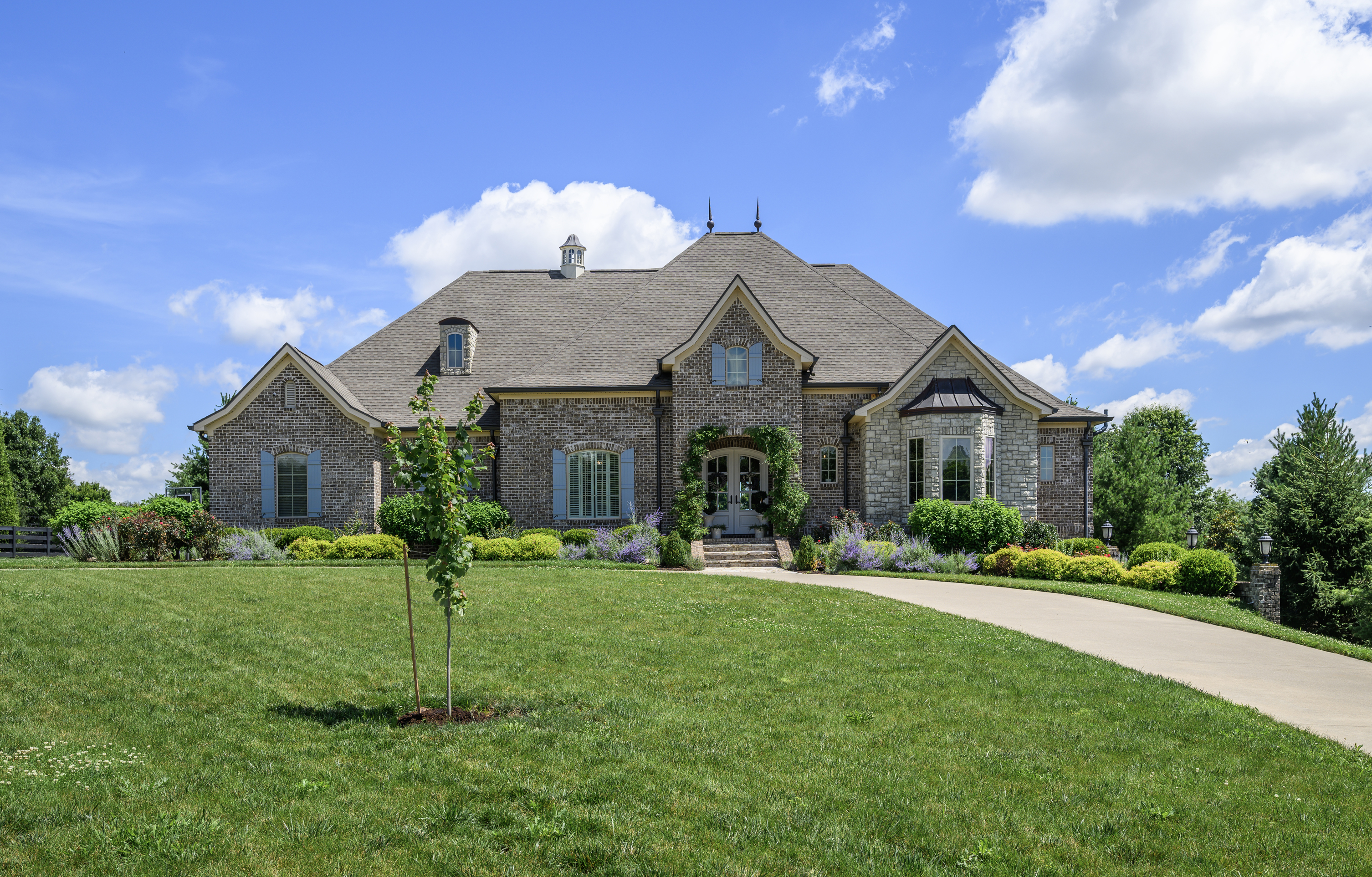  111 Roseburg Way - 物件實景
