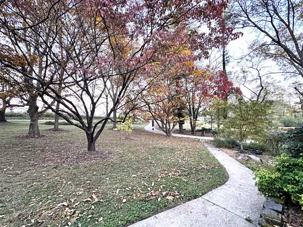 Bowling Green, Kentucky, 42103, United States, 4 Bedrooms Bedrooms, ,5 BathroomsBathrooms,Residential,For Sale,1991633