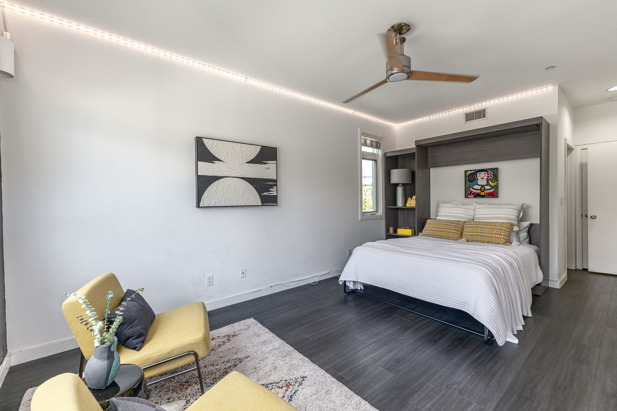  10735 Bloomfield Street, #5 - 物件實景