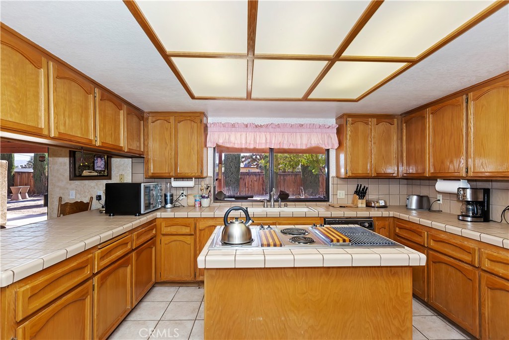 Apple Valley, California, 92308, United States, 3 Bedrooms Bedrooms, ,2 BathroomsBathrooms,Residential,For Sale,1977586