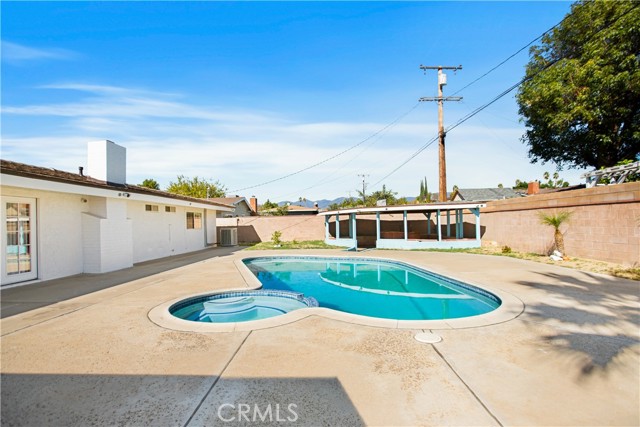 Rialto, California, 92376, United States, 4 Bedrooms Bedrooms, ,2 BathroomsBathrooms,Residential,For Sale,1989917