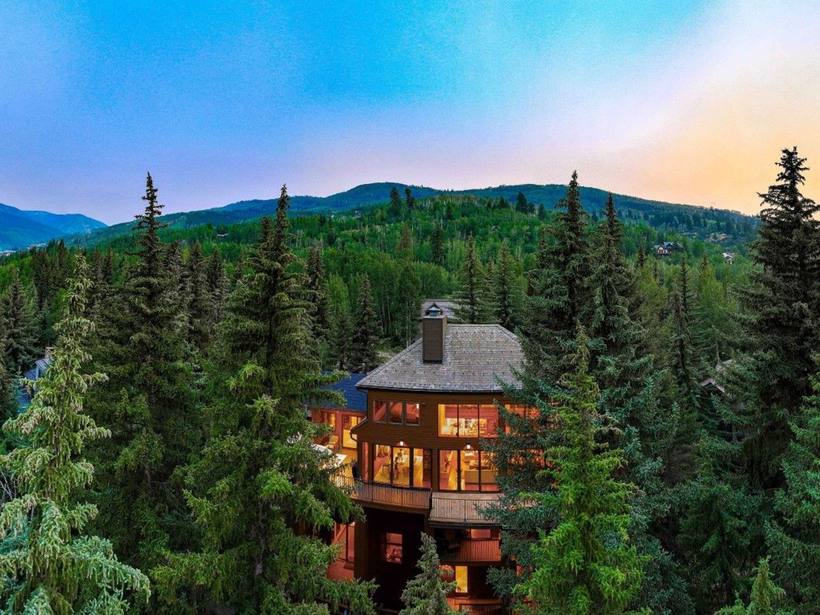  Mountain Living in One of Colorado
