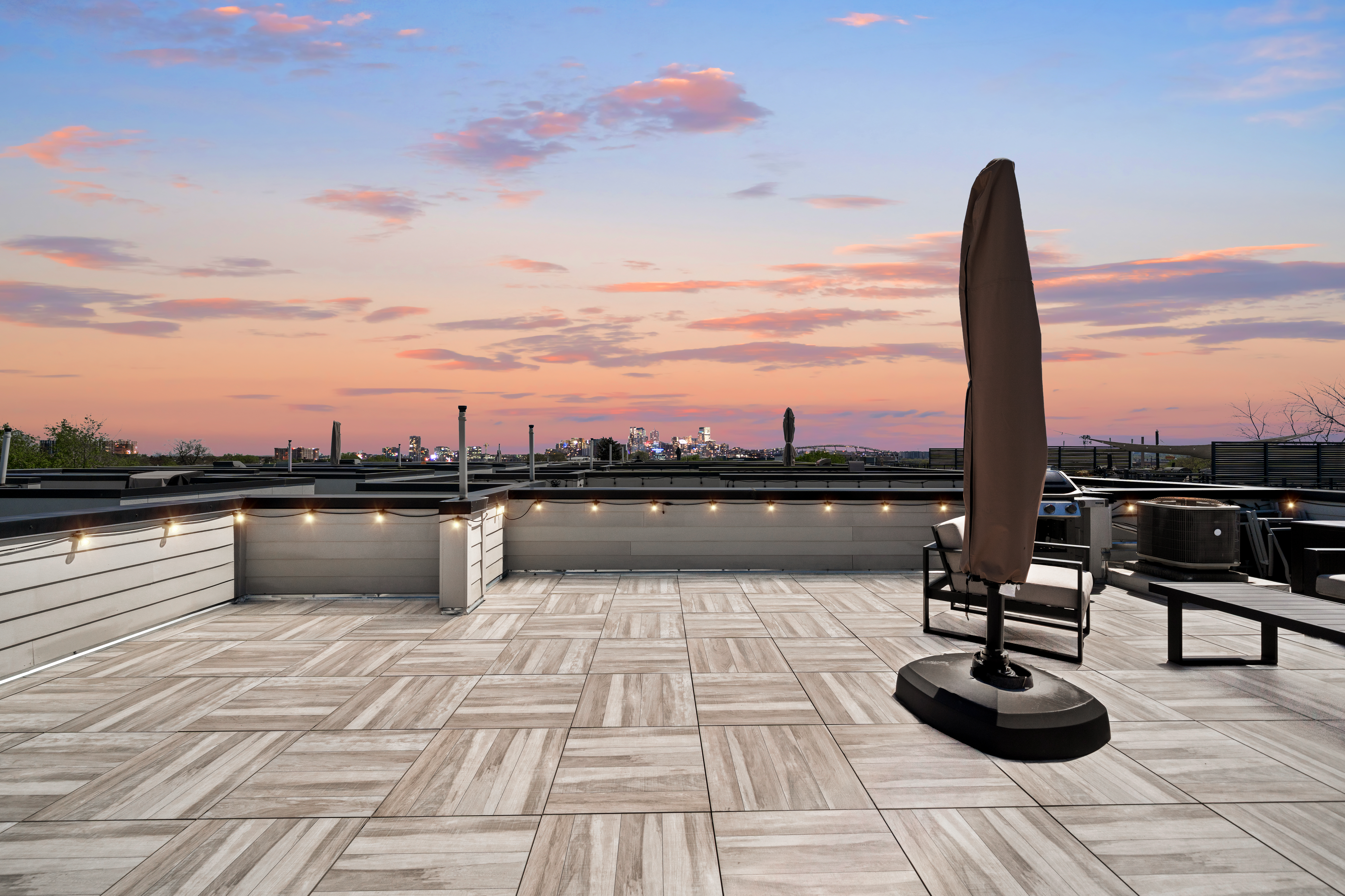  Sweeping, Unobstructed Mountain Views From This Sloan